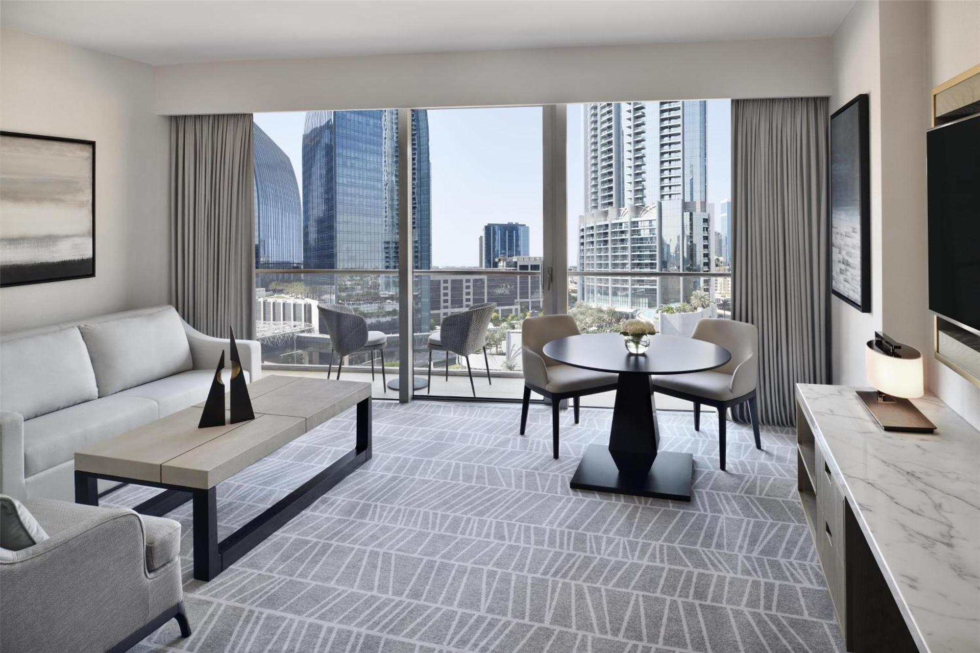 Hotel Kempinski Avenue 5*